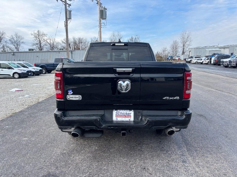 Ram 1500 Vehicle Full-screen Gallery Image 04