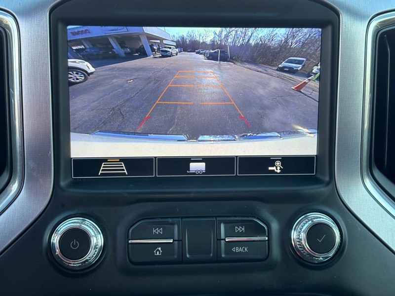 GMC Sierra 1500 Vehicle Full-screen Gallery Image 21