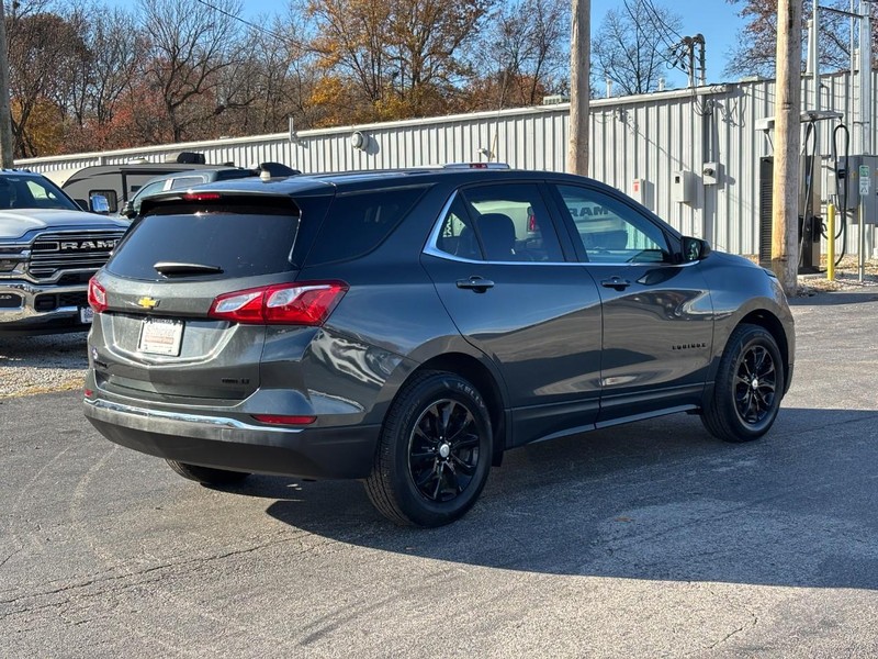 Chevrolet Equinox Vehicle Full-screen Gallery Image 03