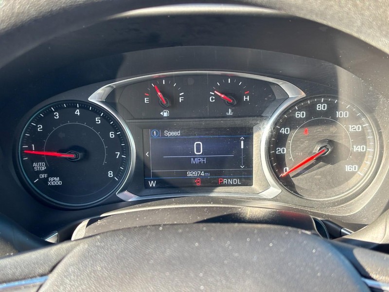 Chevrolet Equinox Vehicle Full-screen Gallery Image 19