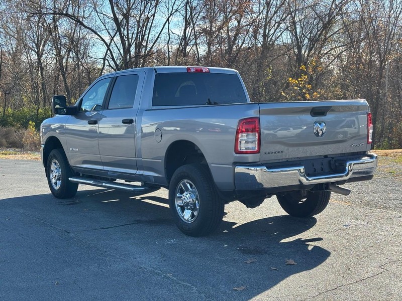 Ram 2500 Vehicle Full-screen Gallery Image 06