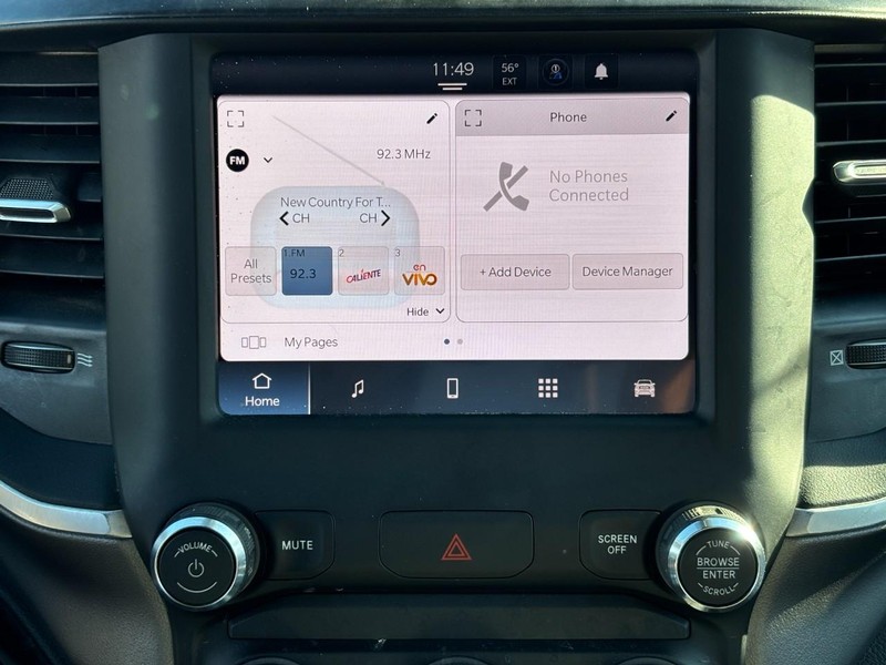 Ram 2500 Vehicle Full-screen Gallery Image 21