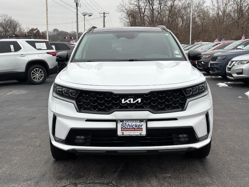 Kia Sorento Vehicle Full-screen Gallery Image 08