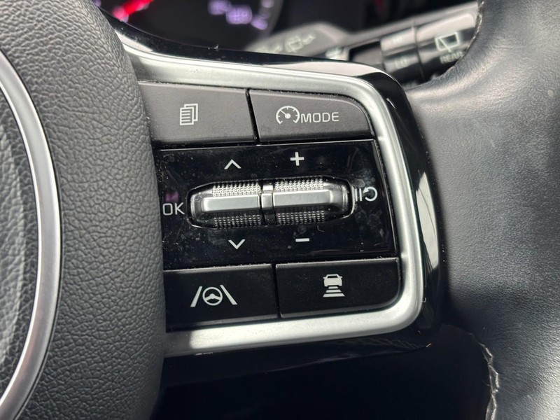 Kia Sorento Vehicle Full-screen Gallery Image 17