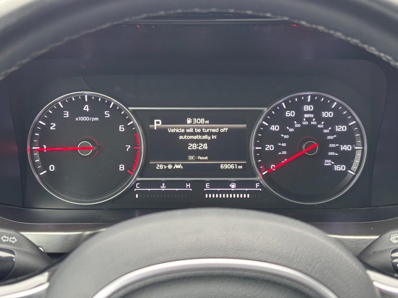 Kia Sorento Vehicle Full-screen Gallery Image 18