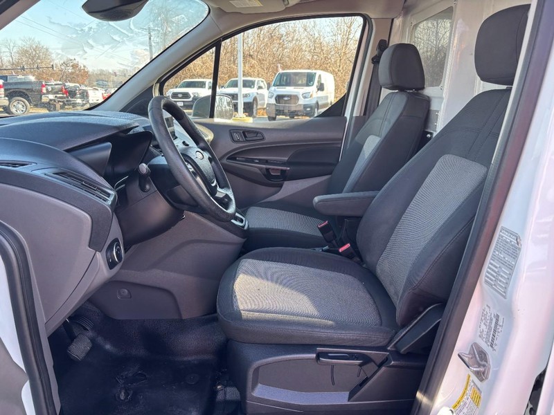 Ford Transit Connect Van Vehicle Full-screen Gallery Image 10