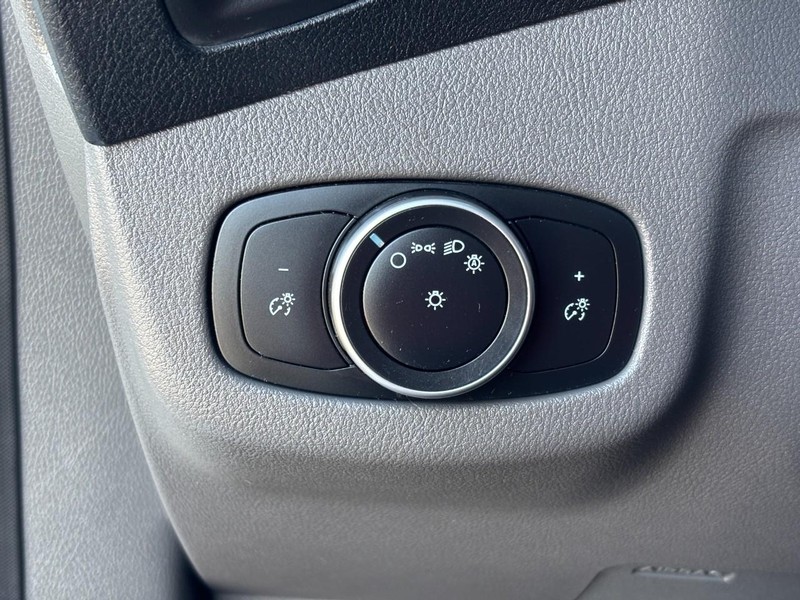 Ford Transit Connect Van Vehicle Full-screen Gallery Image 11