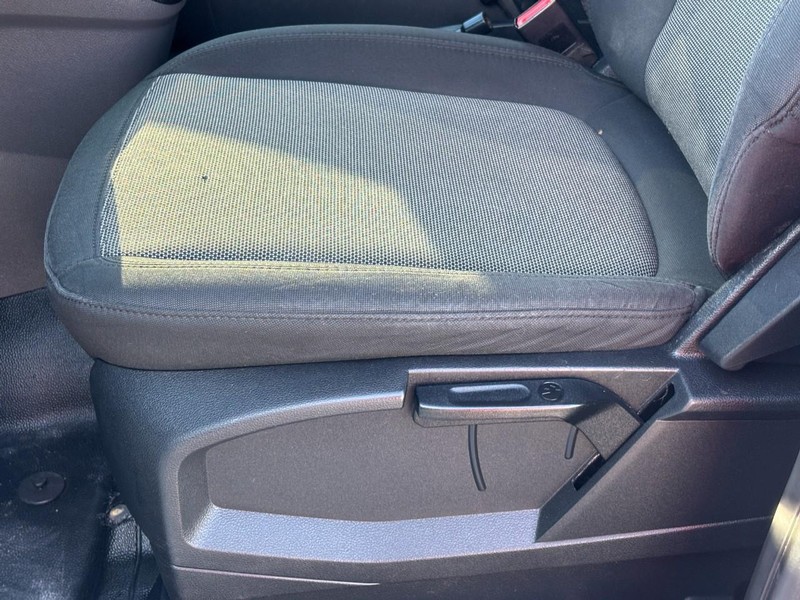 Ford Transit Connect Van Vehicle Full-screen Gallery Image 20