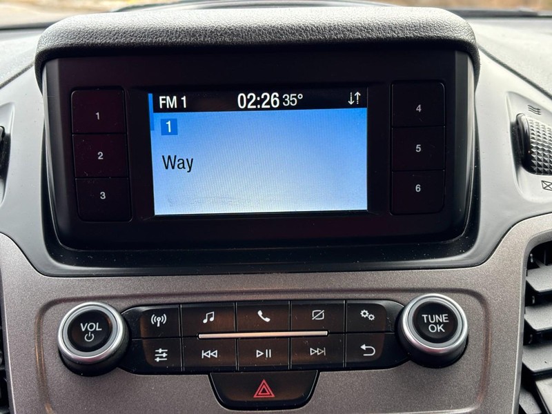 Ford Transit Connect Van Vehicle Full-screen Gallery Image 15