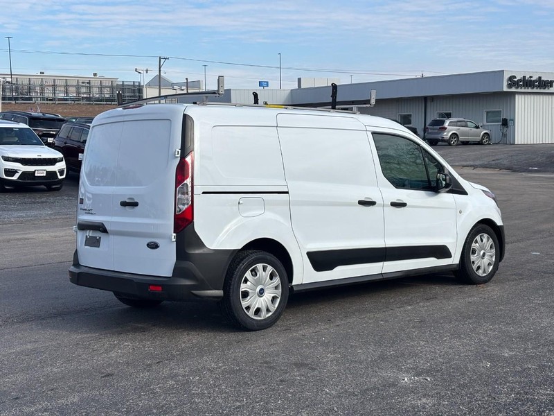Ford Transit Connect Van Vehicle Full-screen Gallery Image 03