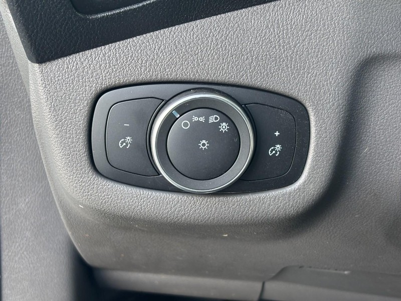 Ford Transit Connect Van Vehicle Full-screen Gallery Image 11