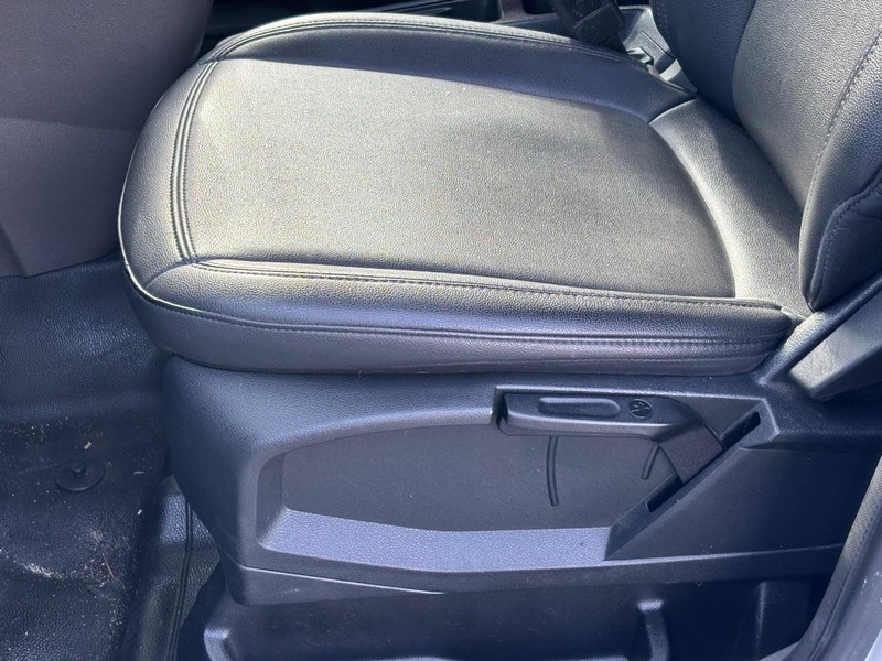 Ford Transit Connect Van Vehicle Full-screen Gallery Image 20