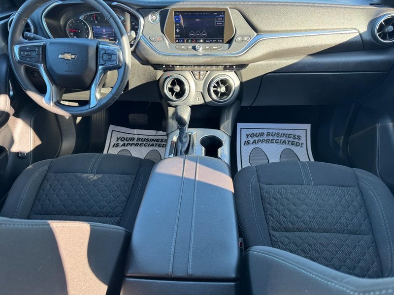 Chevrolet Blazer Vehicle Full-screen Gallery Image 11