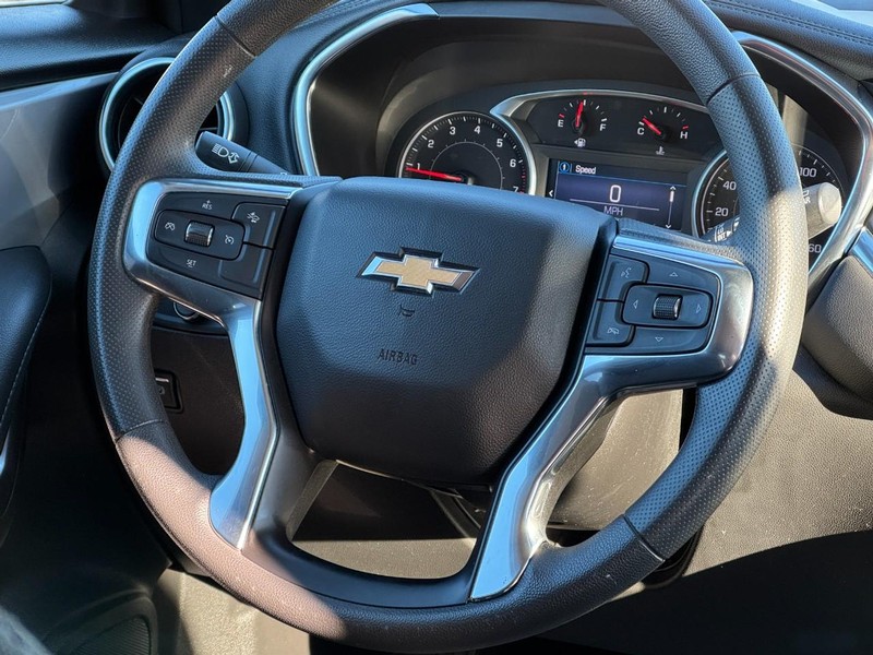 Chevrolet Blazer Vehicle Full-screen Gallery Image 12