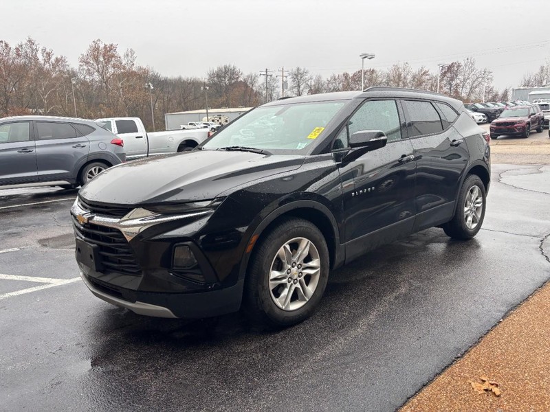 Chevrolet Blazer Vehicle Full-screen Gallery Image 02