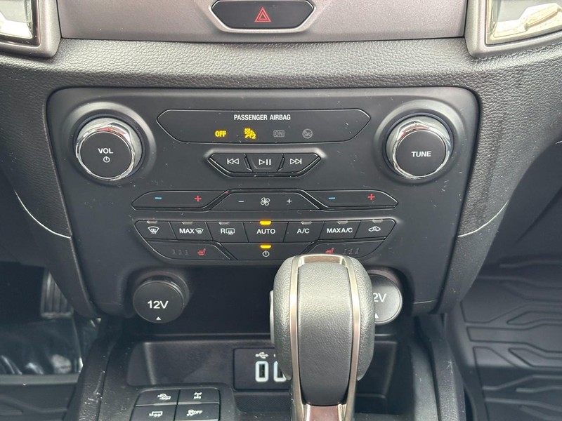 Ford Ranger Vehicle Full-screen Gallery Image 14