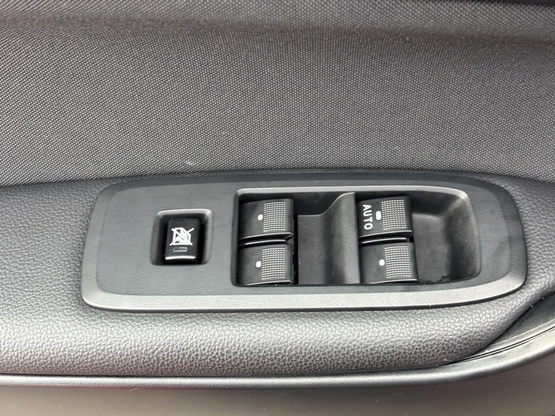 Ford Ranger Vehicle Full-screen Gallery Image 23