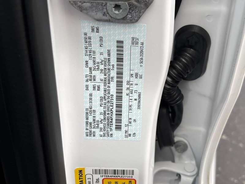 Ford Ranger Vehicle Full-screen Gallery Image 26