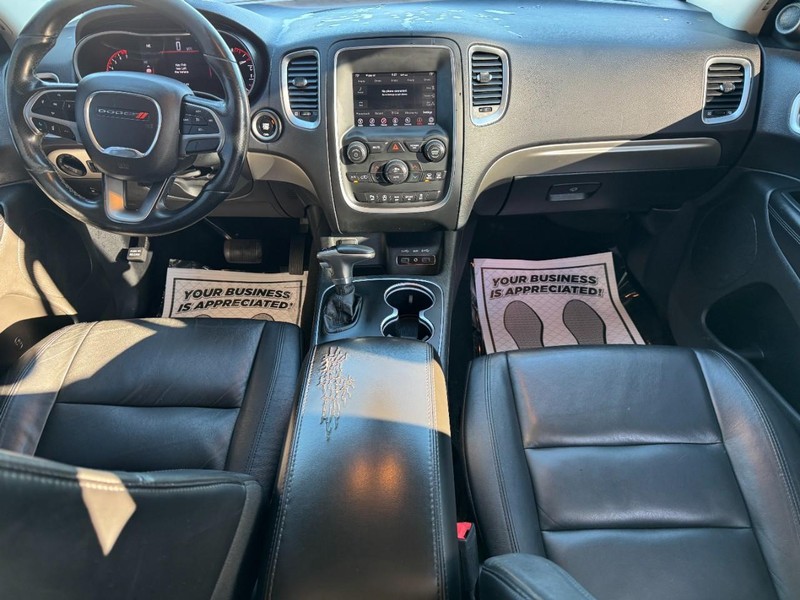 Dodge Durango Vehicle Full-screen Gallery Image 12