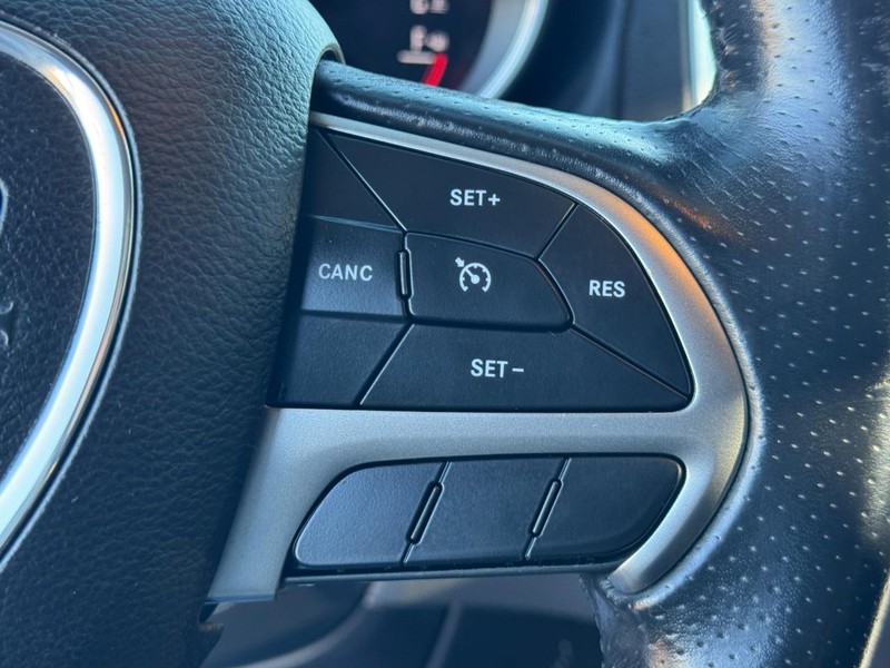 Dodge Durango Vehicle Full-screen Gallery Image 19