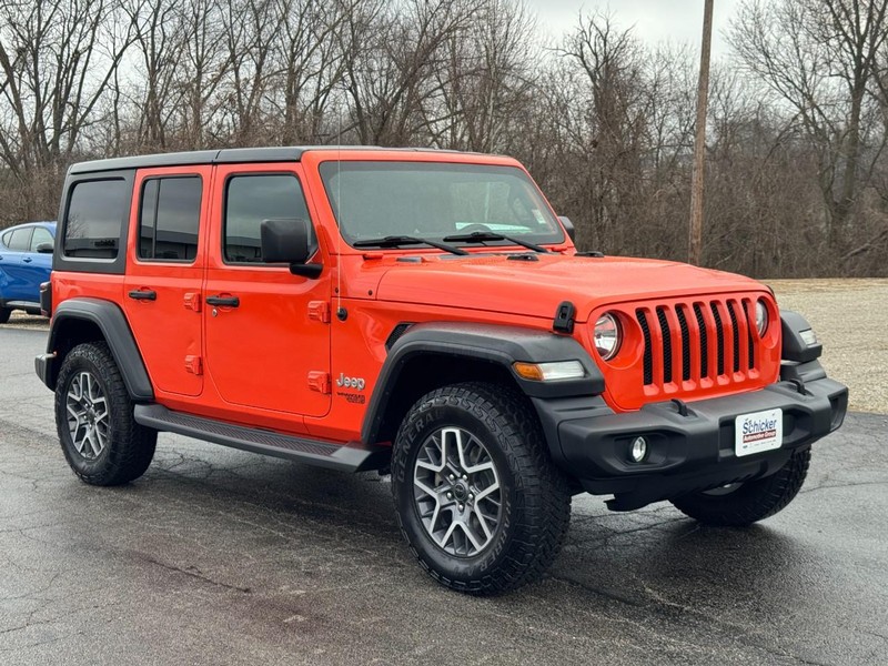 Jeep Wrangler Unlimited Vehicle Full-screen Gallery Image 02