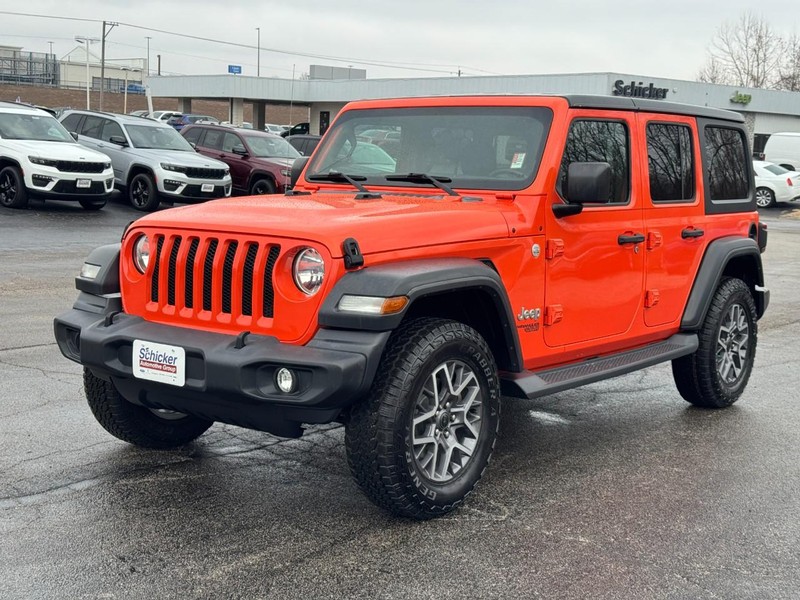 Jeep Wrangler Unlimited Vehicle Full-screen Gallery Image 08