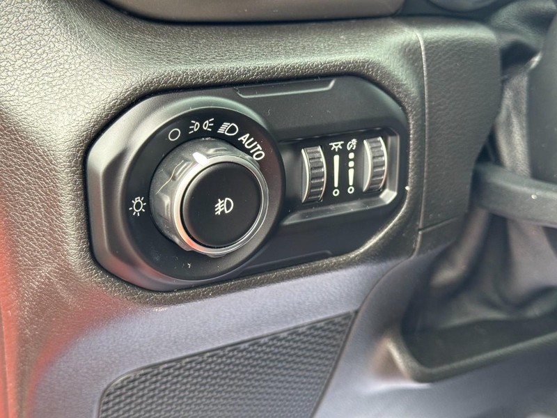 Jeep Wrangler Unlimited Vehicle Full-screen Gallery Image 19