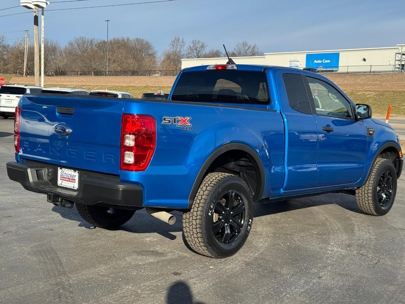 Ford Ranger Vehicle Full-screen Gallery Image 03