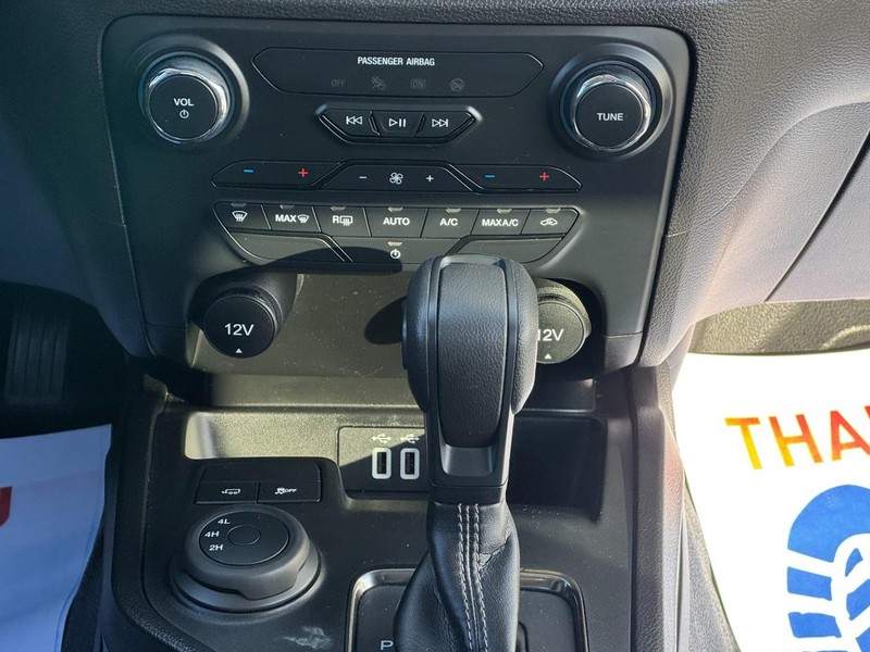 Ford Ranger Vehicle Full-screen Gallery Image 14