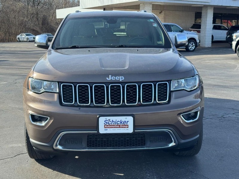 Jeep Grand Cherokee Vehicle Full-screen Gallery Image 09