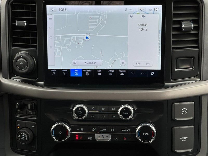 Ford F-150 Vehicle Full-screen Gallery Image 13