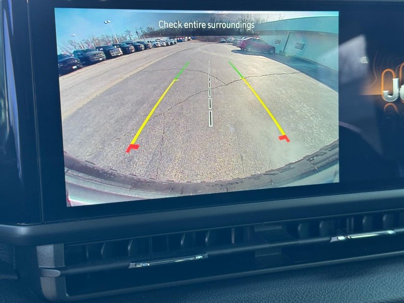 Jeep Wrangler Vehicle Full-screen Gallery Image 18