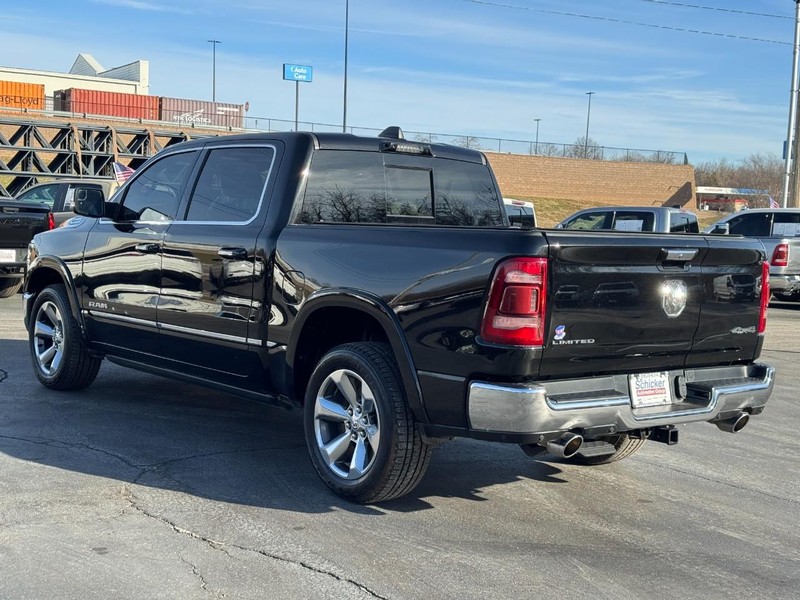Ram 1500 Vehicle Full-screen Gallery Image 06