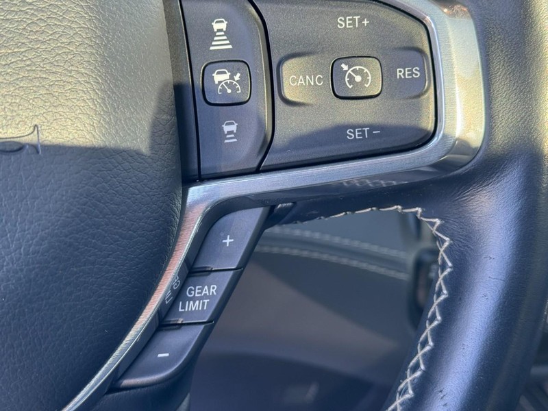 Ram 1500 Vehicle Full-screen Gallery Image 19