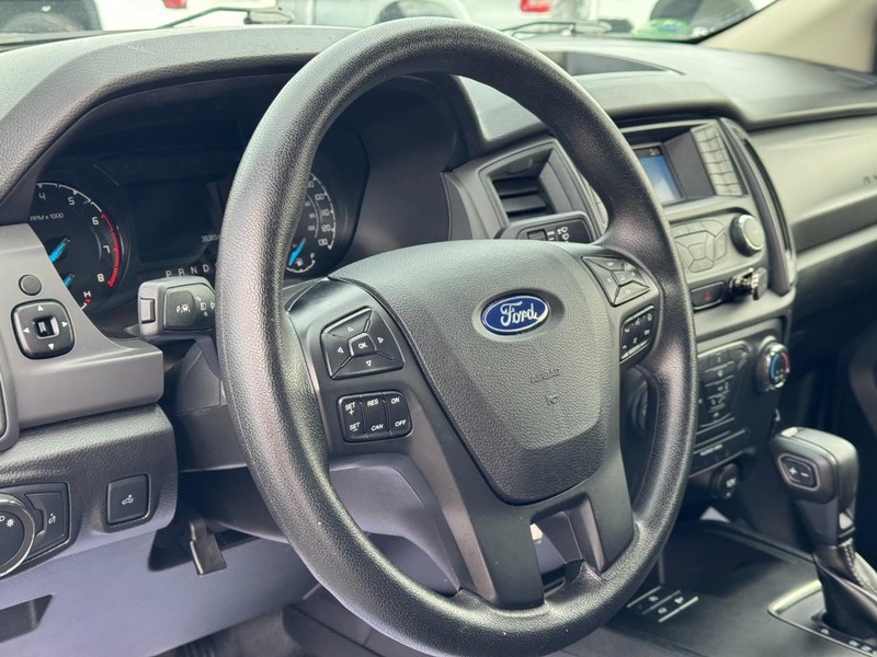 Ford Ranger Vehicle Full-screen Gallery Image 13