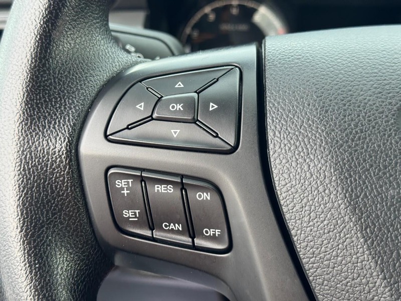 Ford Ranger Vehicle Full-screen Gallery Image 14