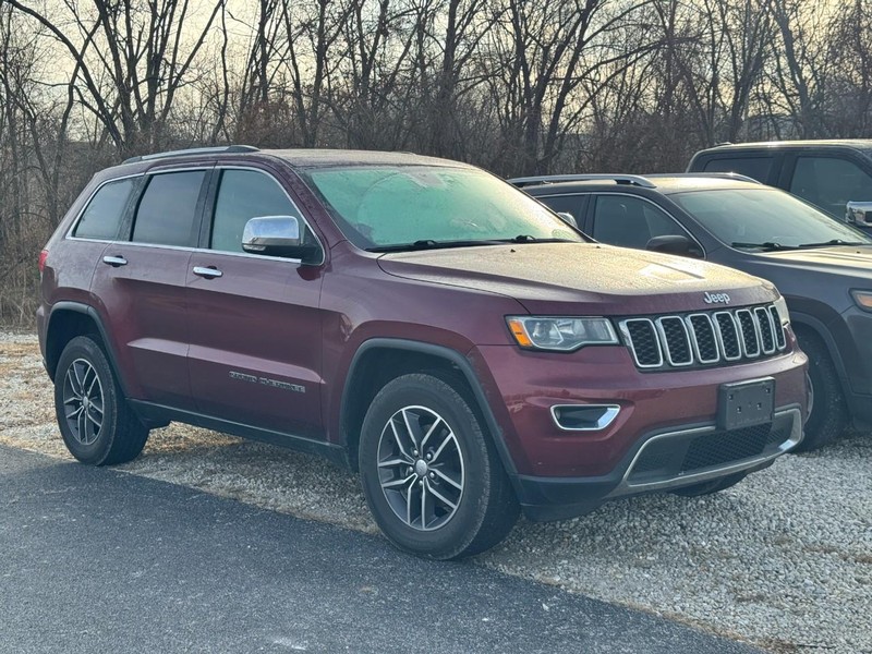 Jeep Grand Cherokee Vehicle Full-screen Gallery Image 02