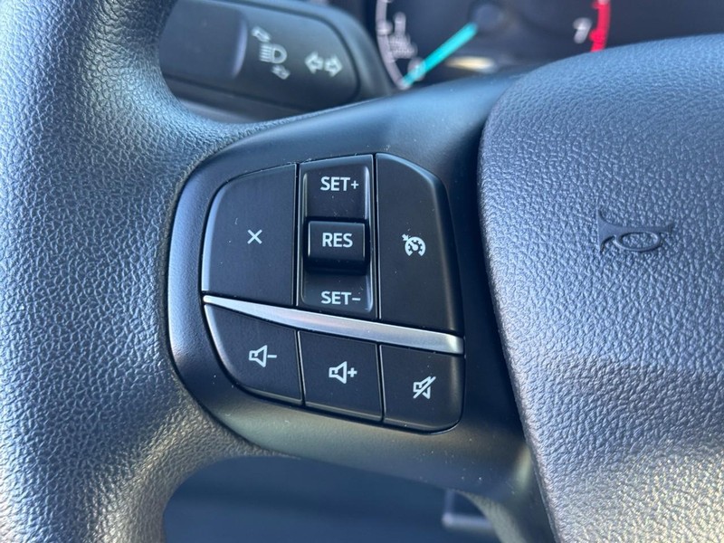 Ford Maverick Vehicle Full-screen Gallery Image 17