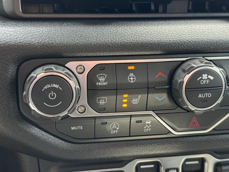 Jeep Gladiator Vehicle Full-screen Gallery Image 14
