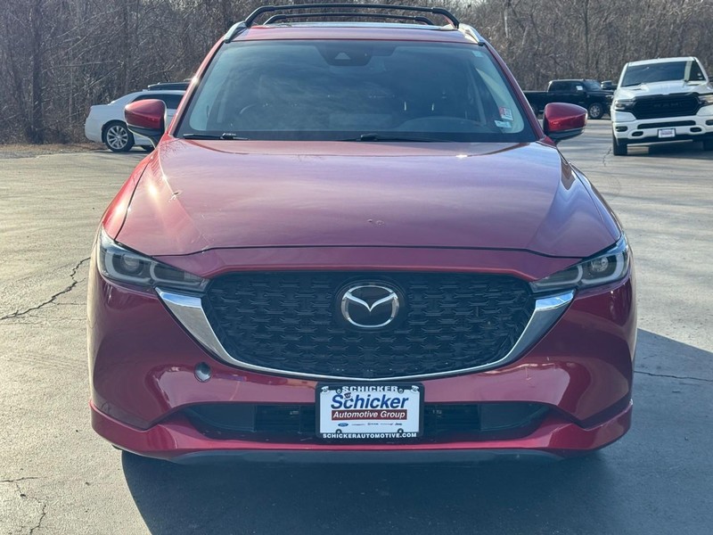 Mazda CX-5 Vehicle Full-screen Gallery Image 09