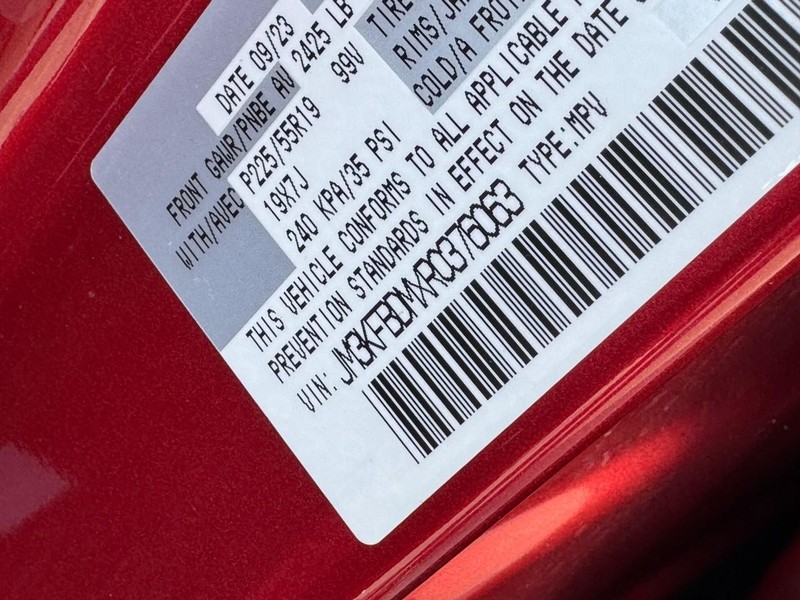 Mazda CX-5 Vehicle Full-screen Gallery Image 28