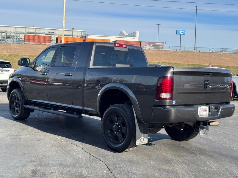Ram 2500 Vehicle Full-screen Gallery Image 06