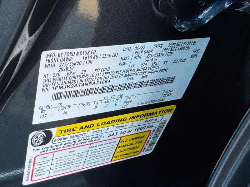 Ford Expedition Max Vehicle Full-screen Gallery Image 29