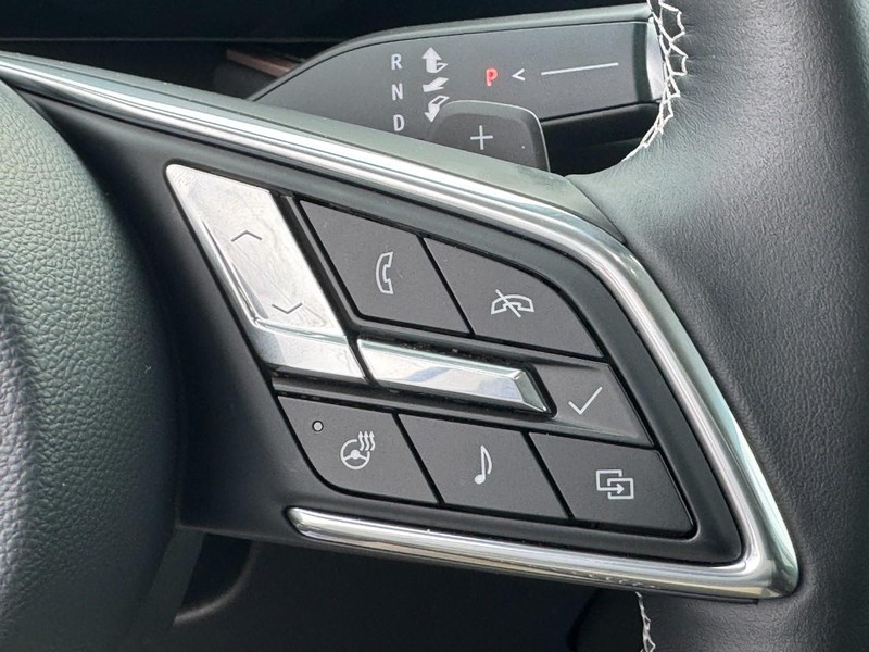 Buick Envision Vehicle Full-screen Gallery Image 18