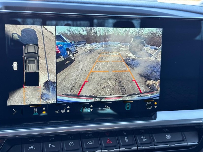 GMC Sierra 1500 Vehicle Full-screen Gallery Image 23