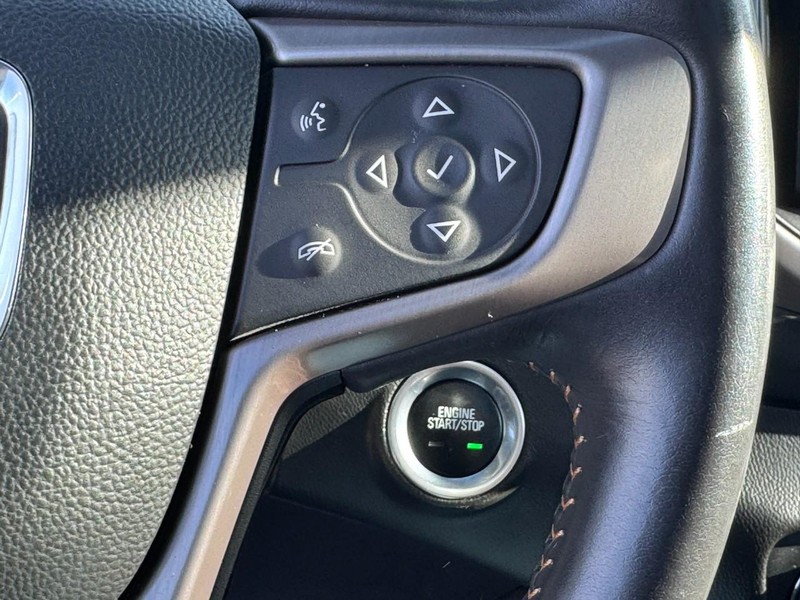 GMC Terrain Vehicle Full-screen Gallery Image 18