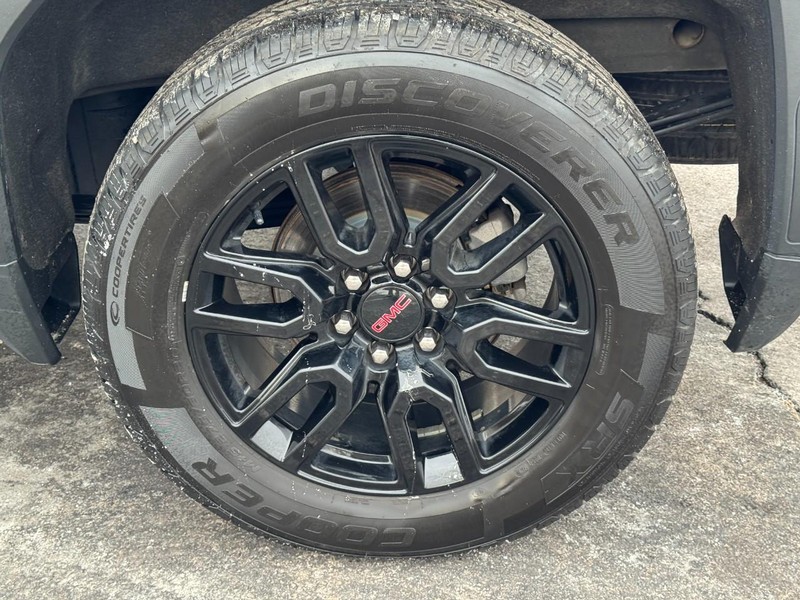 GMC Sierra 1500 Vehicle Full-screen Gallery Image 07