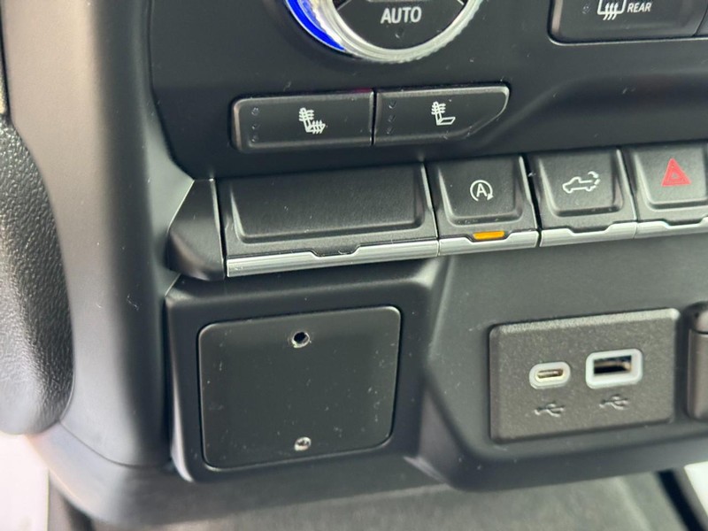 GMC Sierra 1500 Vehicle Full-screen Gallery Image 22