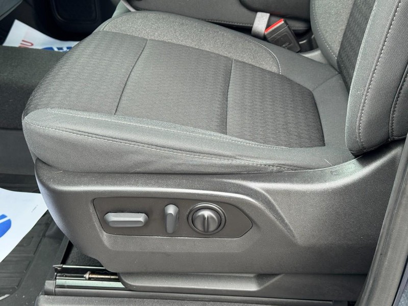 GMC Sierra 1500 Vehicle Full-screen Gallery Image 24