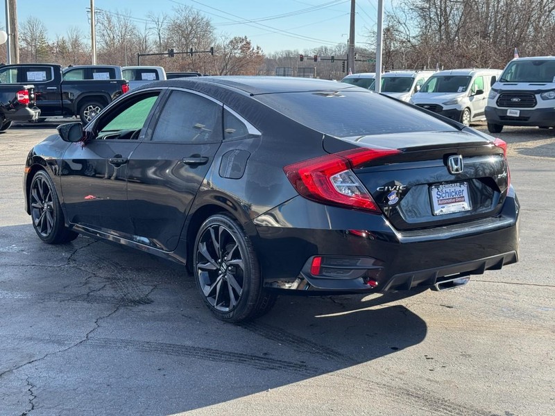 Honda Civic Sedan Vehicle Full-screen Gallery Image 06